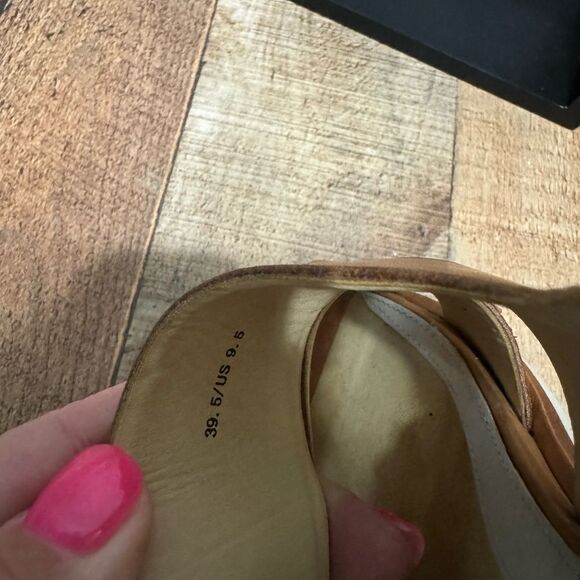 Rag & Bone
Folsom Mid-Heel Sandal, Tan - Picture 6 of 13